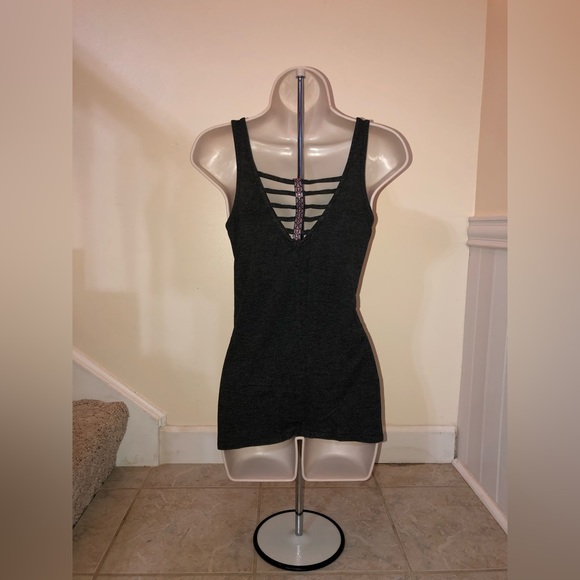 Gray top with a colorful design from Maurice’s in a size small - Picture 5 of 11